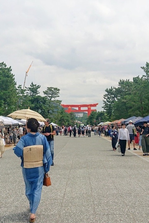 国や時代を超えた、ものと出会う楽しみ。「平安蚤の市」で起こっている循環とは？